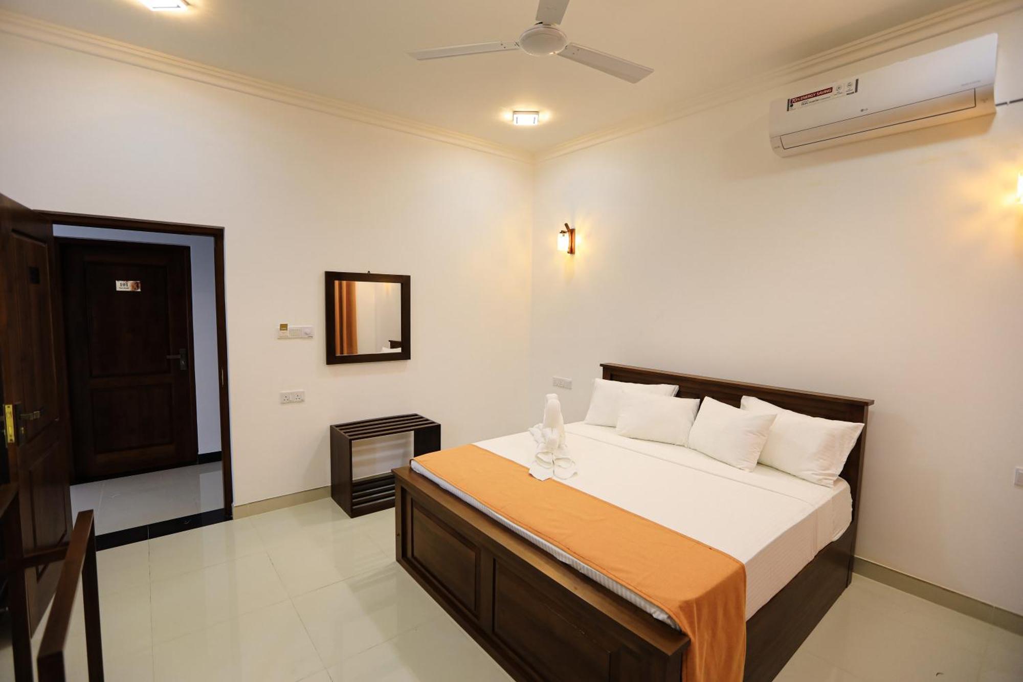 D Marit Motel Negombo Kültér fotó