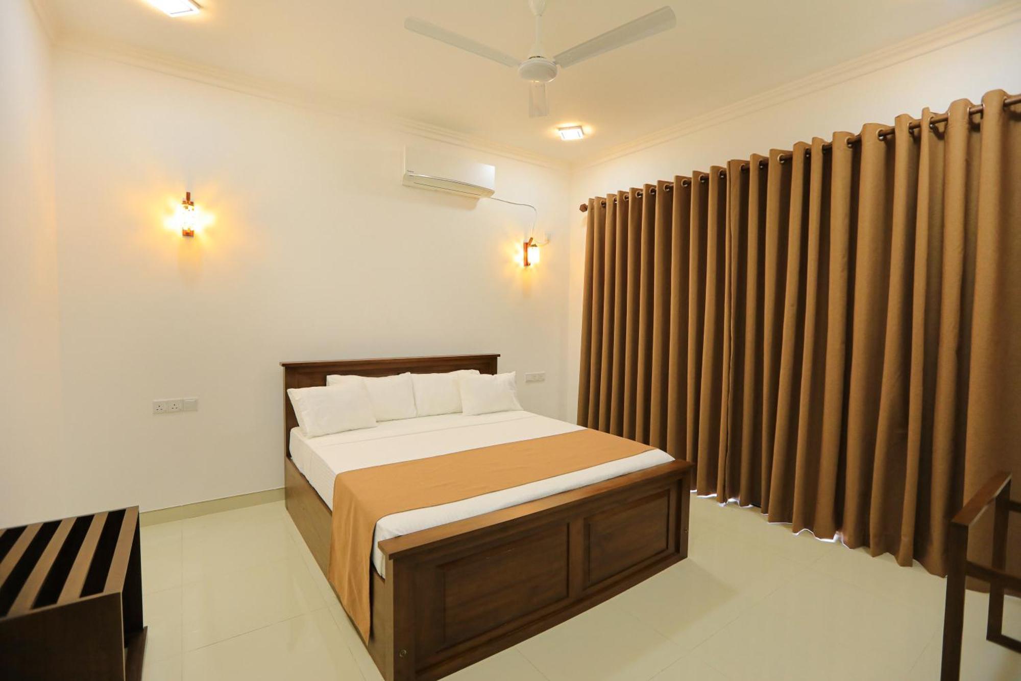 D Marit Motel Negombo Kültér fotó
